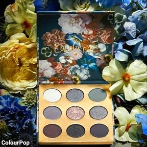 Baroque Eyeshadow Palette.